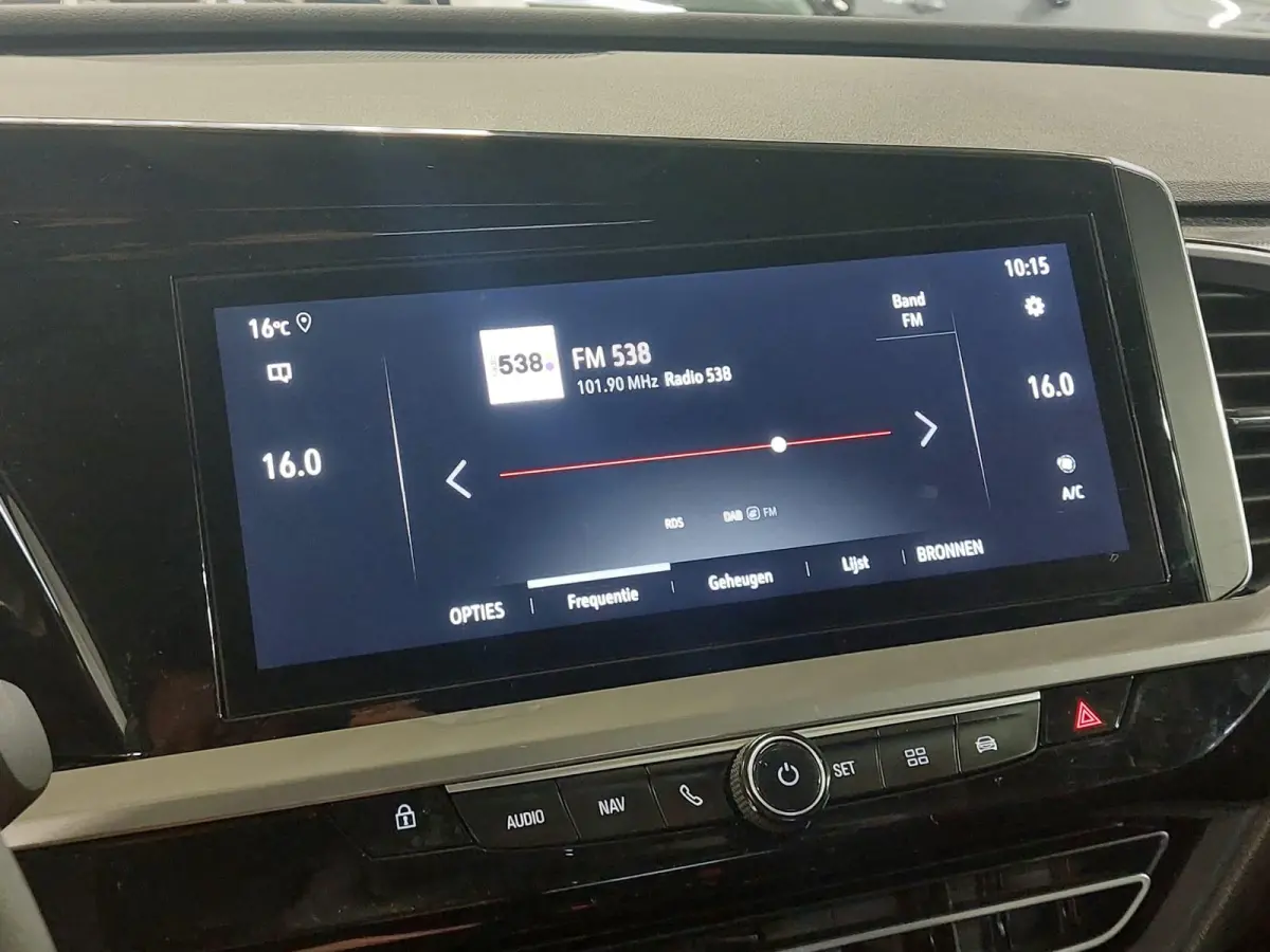 1.2 Turbo GS | Automaat | Camera | Carplay | Airco | Navi | LM velgen | Stuur - Stoelverwarming | ( Vestiging - Nieuwegein )