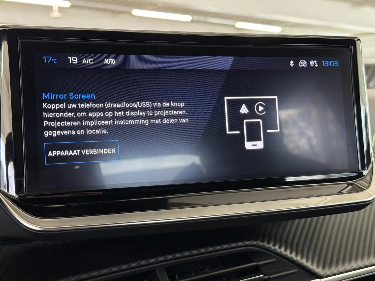 1.2 Hybrid 145 GT | Automaat |145PK | Airco-Ecc | LM-Velgen | PDC | Navigatie | Camera | Cruise | Carplay | DAB | ( Vestiging - Vianen Tel:0347-371248 )