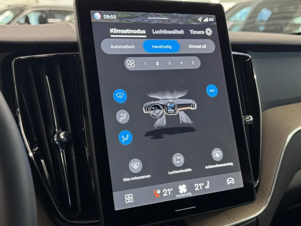 2.0 T8 Plug-in hybrid AWD Ultra Dark | Facelift | Pano | 360 Camera | Leer | Winterpakket | Harman Kardon ( Vestiging - Vianen )