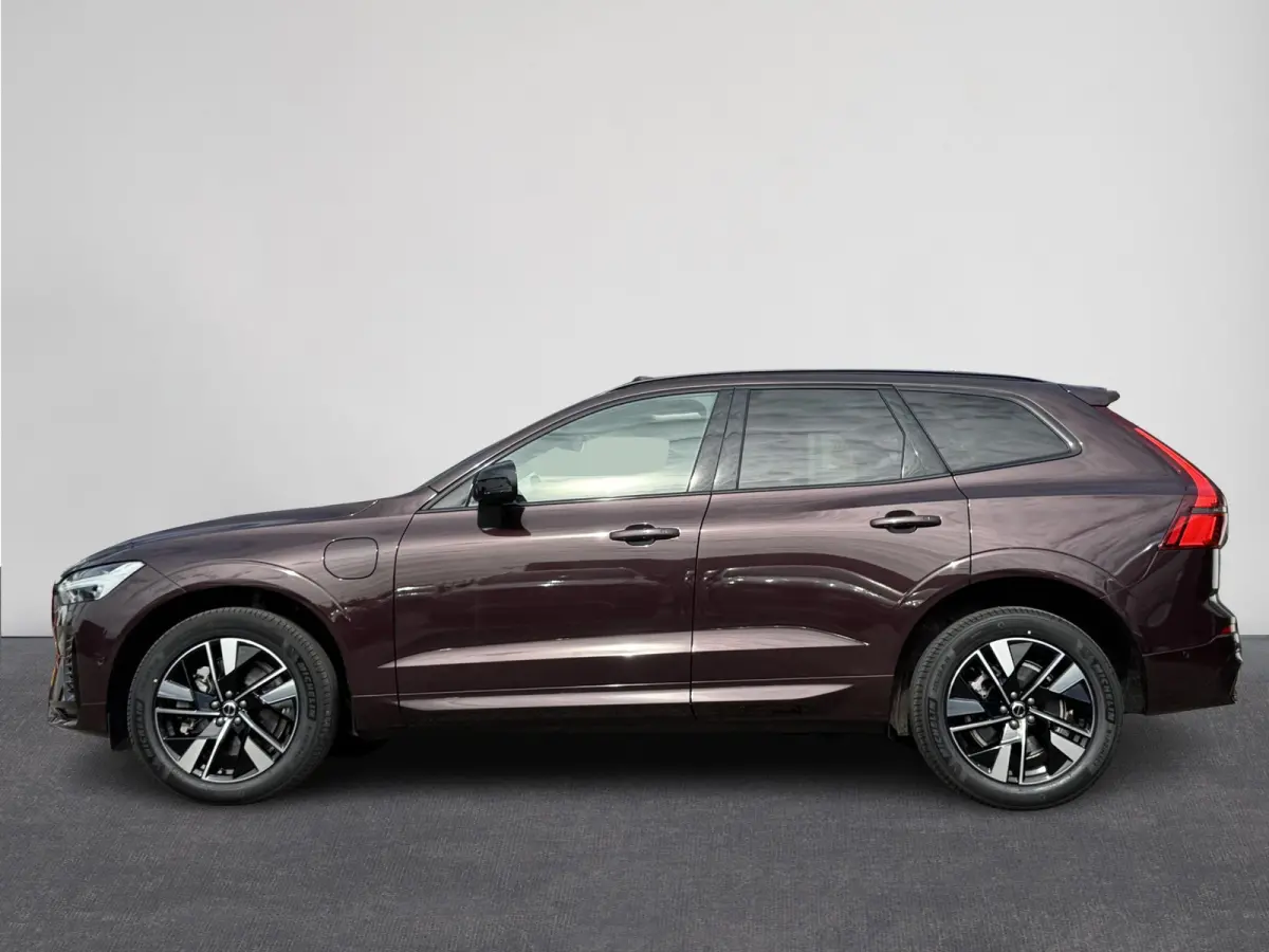 2.0 T8 Plug-in hybrid AWD Ultra Dark | Facelift | Pano | 360 Camera | Leer | Winterpakket | Harman Kardon ( Vestiging - Vianen )