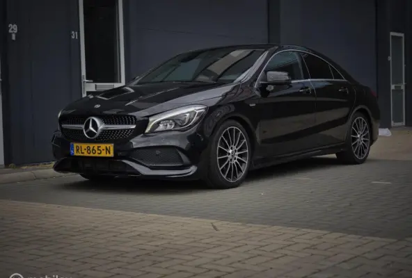 180 AMG Pack Automaat Facelift Alcantara