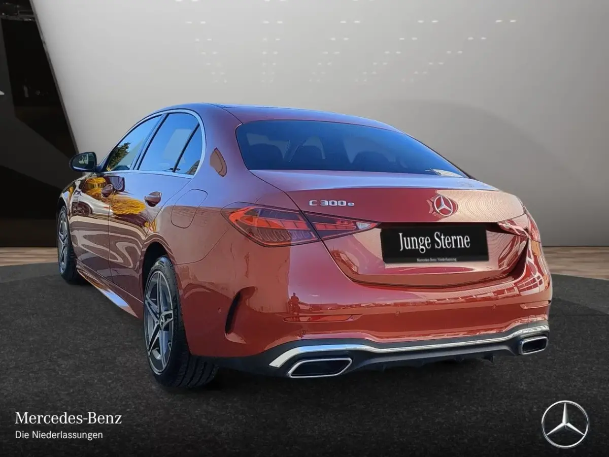 300e AMG ** LED, MBUX+, TREKH, DISTR, HuD, WINTER, ALARM ** Ex MB-AG, € 24.800,= onder NP ** ** INFORMEER OOK NAAR ONZE AANTREKKELIJKE FINANCIAL-LEASE TARIEVEN **