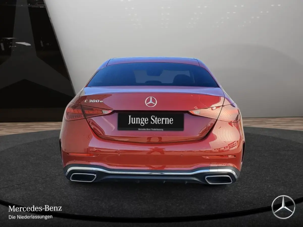 300e AMG ** LED, MBUX+, TREKH, DISTR, HuD, WINTER, ALARM ** Ex MB-AG, € 24.800,= onder NP ** ** INFORMEER OOK NAAR ONZE AANTREKKELIJKE FINANCIAL-LEASE TARIEVEN **