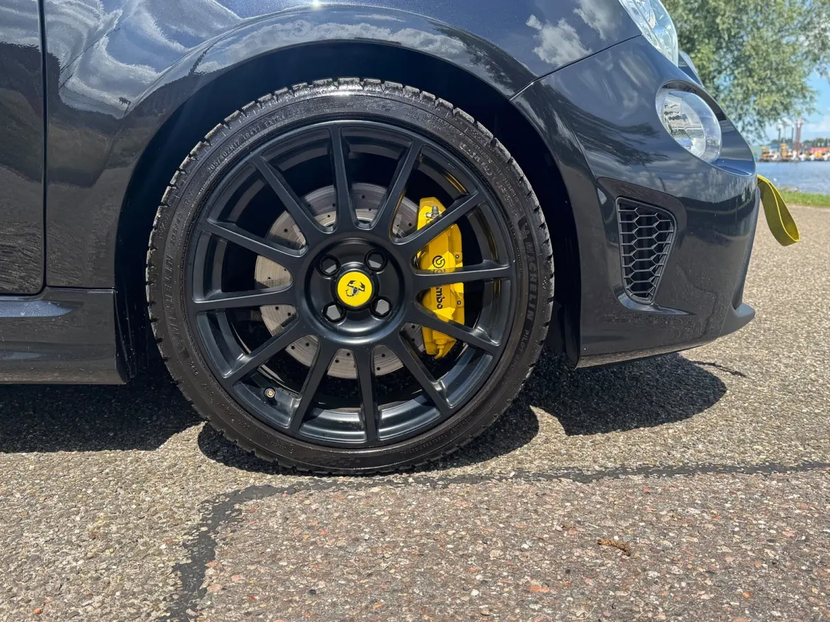 1.4 T-Jet 180PK Competizione Carbon Sabelt Monza Beats