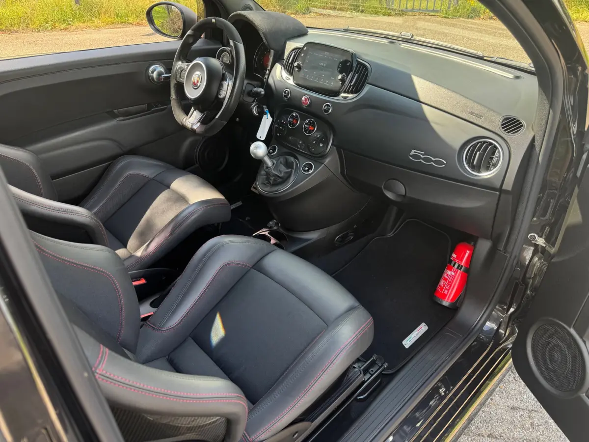 1.4 T-Jet 180PK Competizione Carbon Sabelt Monza Beats