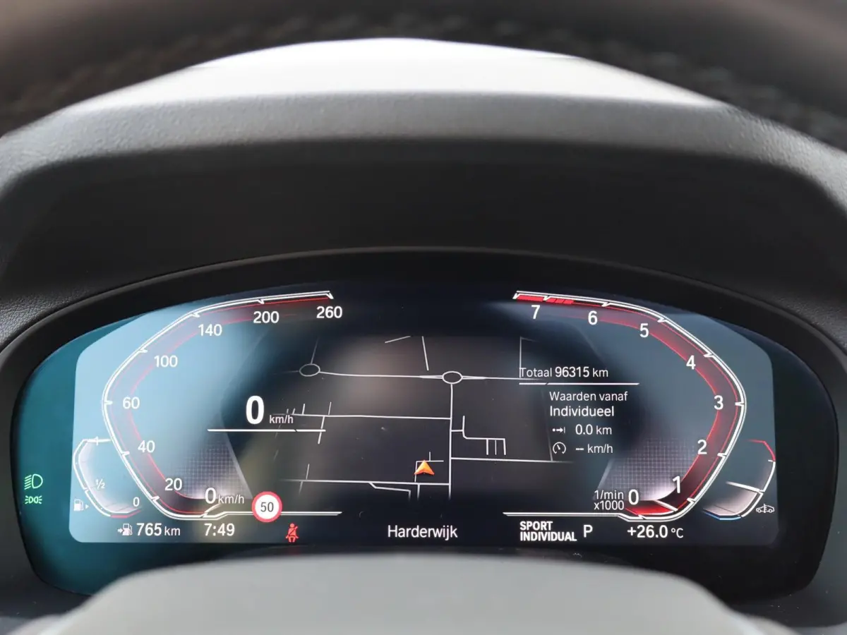 xDrive20i 184pk AUT High Executive | Panoramadak | Trekhaak | Memory | Camera | Apple Carplay/Android Auto | Stoelverwarming |