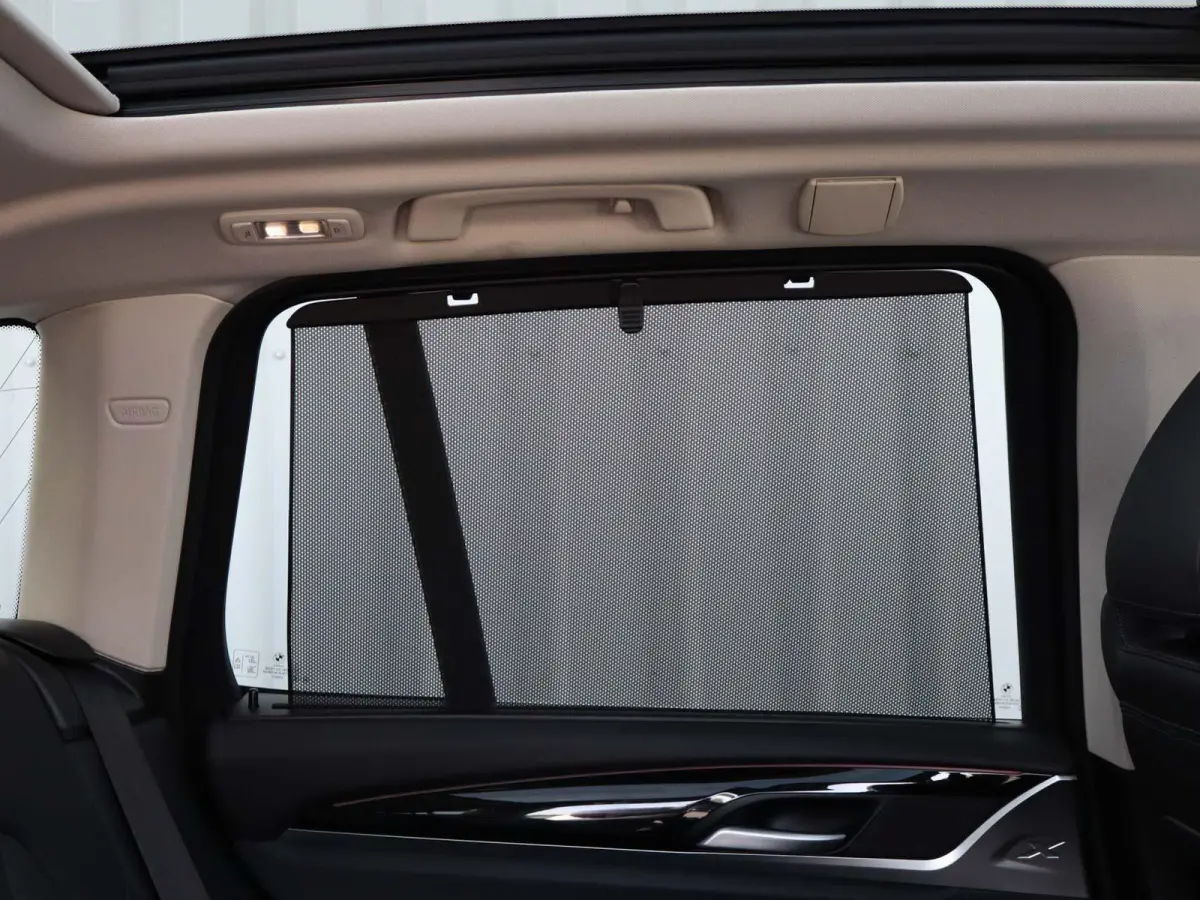 xDrive20i 184pk AUT High Executive | Panoramadak | Trekhaak | Memory | Camera | Apple Carplay/Android Auto | Stoelverwarming |