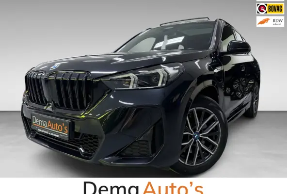XDrive30e M-SPORT 327PK PANO/LEDER/H-KARDON/MASSAGE/M-STOELEN/DAB/CARPLAY//