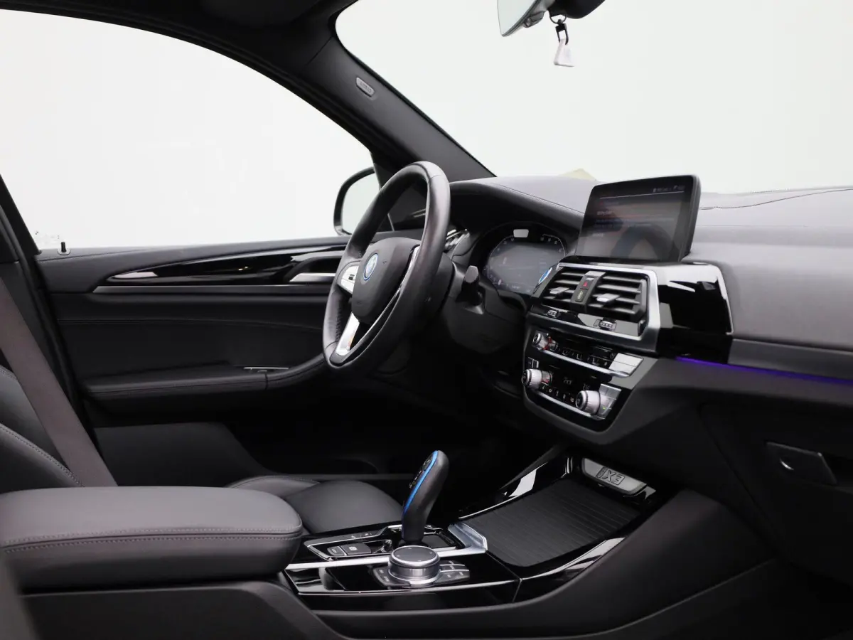 Executive 80 kWh | PANO-SCHUIFDAK | LEER | CAMERA | SPORTSTOELEN | STOELVERWARMING
