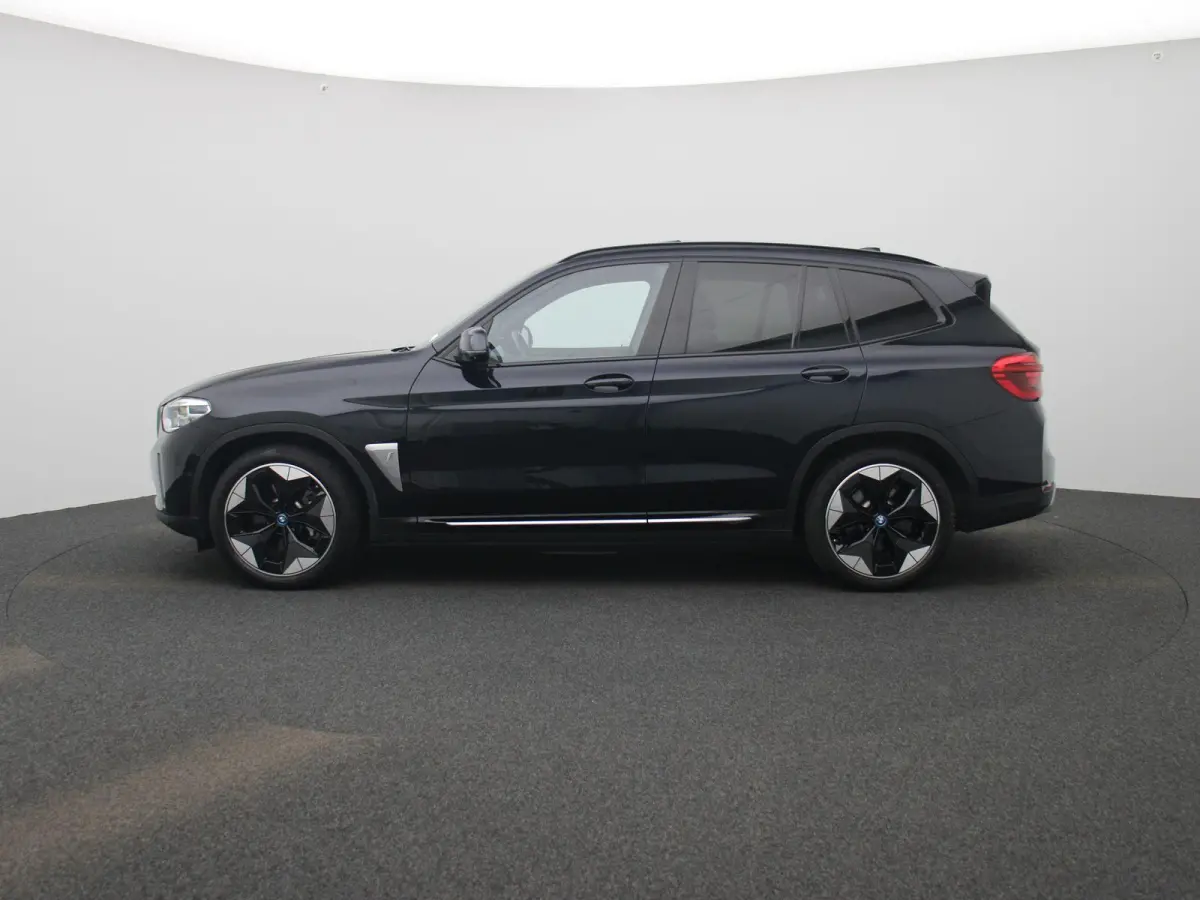 Executive 80 kWh | PANO-SCHUIFDAK | LEER | CAMERA | SPORTSTOELEN | STOELVERWARMING