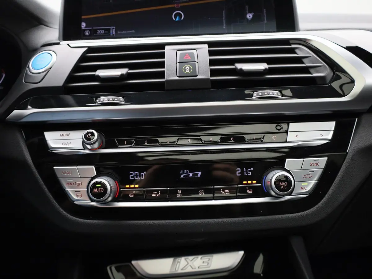 Executive 80 kWh | PANO-SCHUIFDAK | LEER | CAMERA | SPORTSTOELEN | STOELVERWARMING