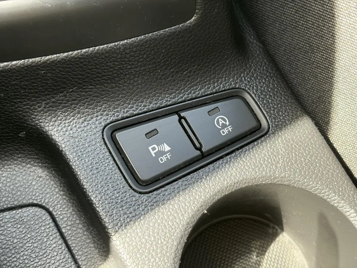 1.0 T-GDI Comfort Navi,Camera,Trekhaak,Clima,Cruise,Pdc,Lm velgen,Rijstrooksensor,N.A.P,102pk,Apk tot 07-2027