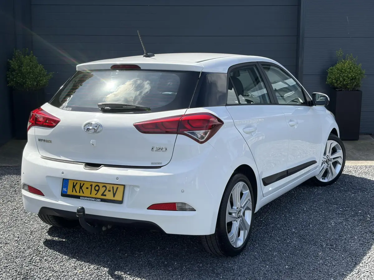 1.0 T-GDI Comfort Navi,Camera,Trekhaak,Clima,Cruise,Pdc,Lm velgen,Rijstrooksensor,N.A.P,102pk,Apk tot 07-2027