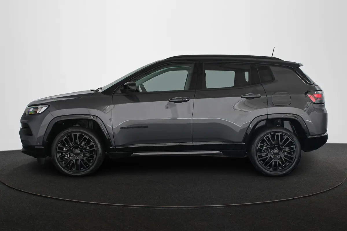 4xe 240 Plug-in Hybrid S Leder Stuur-Stoelverwarming Apple Carplay