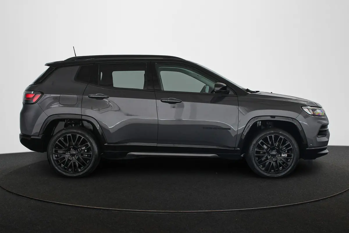 4xe 240 Plug-in Hybrid S Leder Stuur-Stoelverwarming Apple Carplay