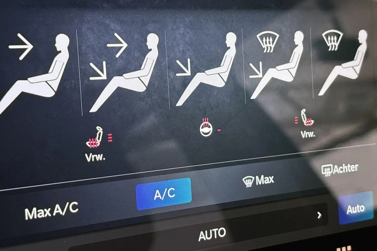 4xe 240 Plug-in Hybrid S Leder Stuur-Stoelverwarming Apple Carplay