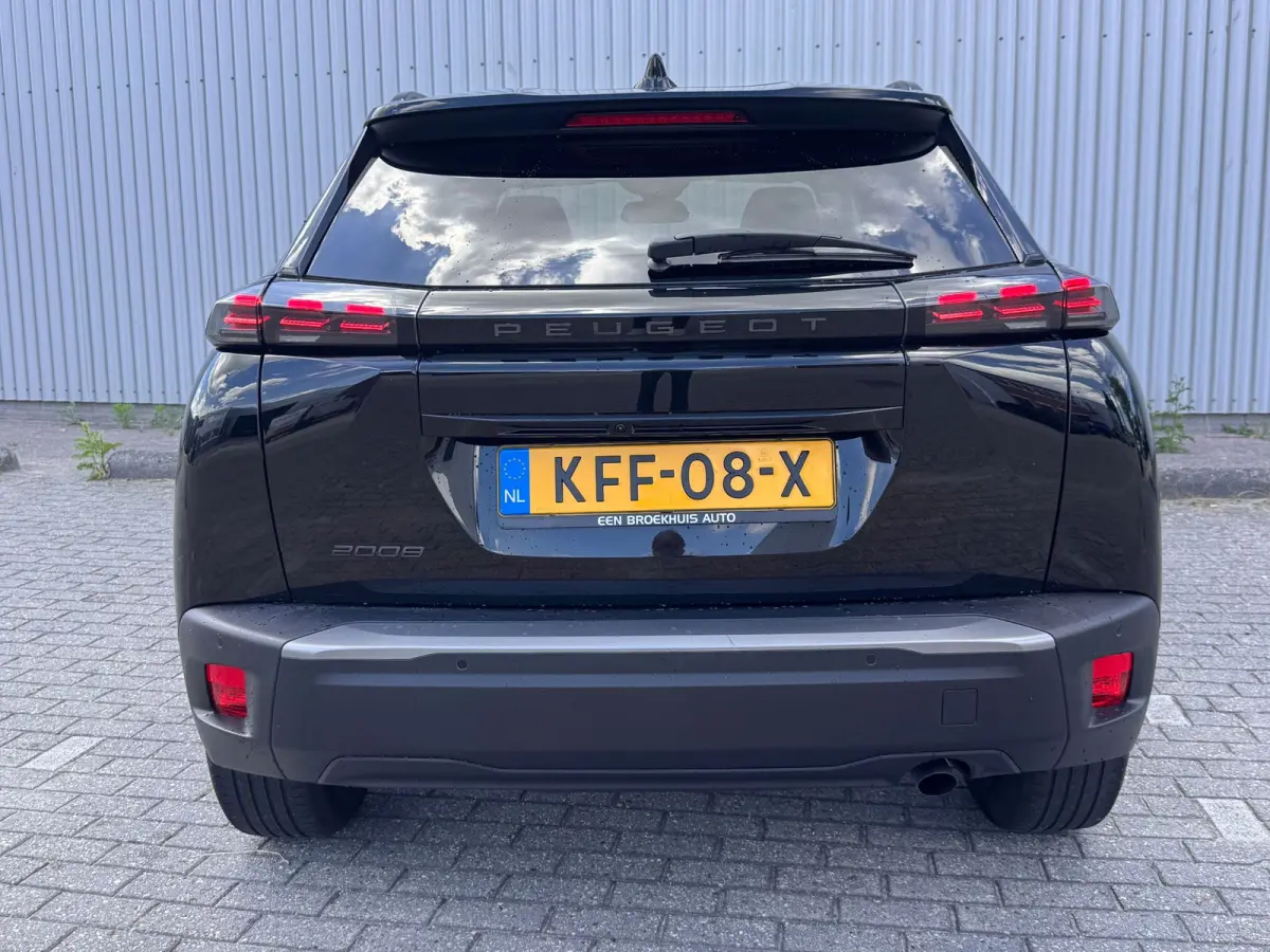 100PK Allure | Camera | Navigatie | Keyless Entery / Start | Cruise Control | DAB | Apple Carplay / Android Auto | | Bluetooth telefoonvoorbereiding | Bots waarschuwing systeem | Hemelbekled