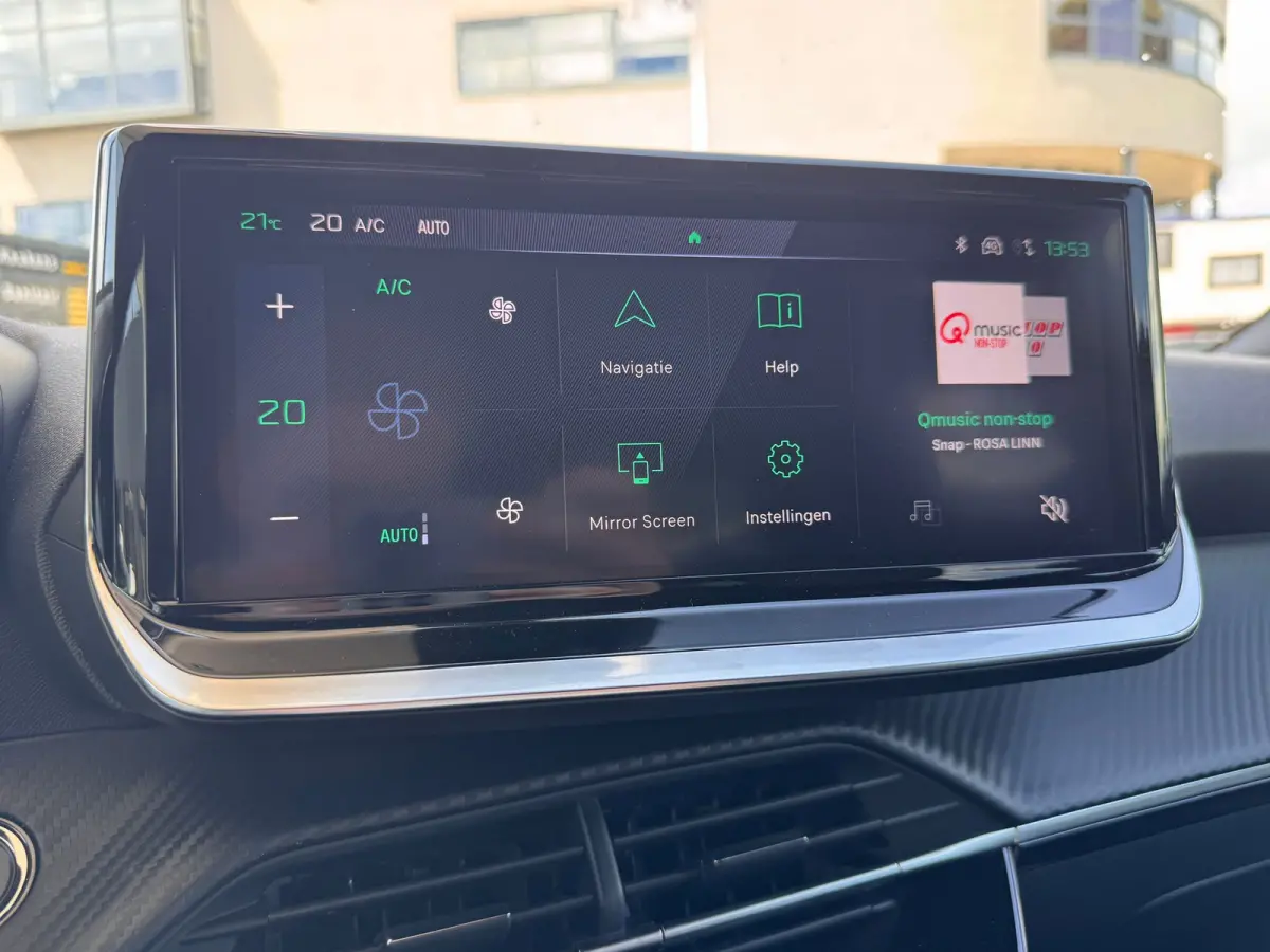 Allure 100PK | Camera | Navigatie | Keyless Entery / Start | Cruise Control | DAB | Apple Carplay / Android Auto | | Bluetooth telefoonvoorbereiding | Bots waarschuwing systeem | Hemelbekled