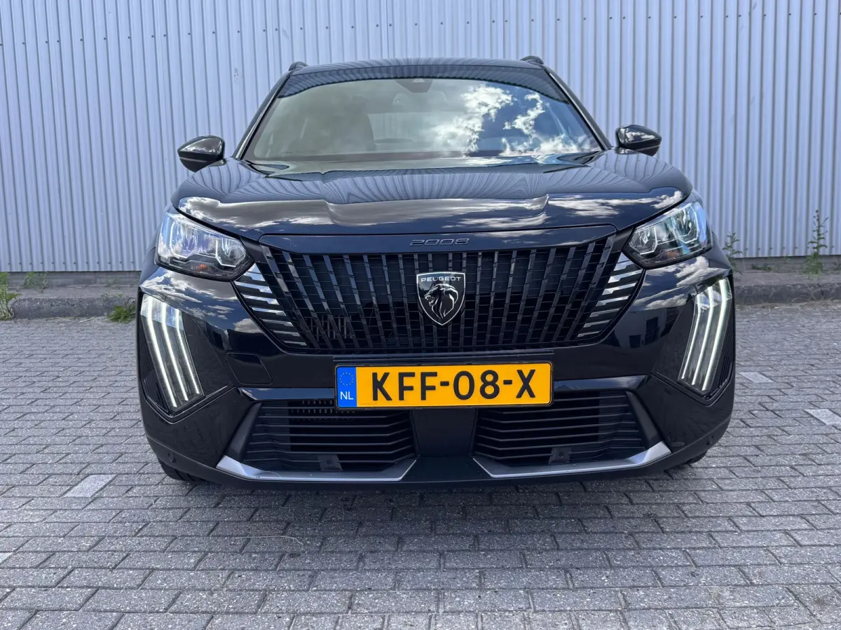 Allure 100PK | Camera | Navigatie | Keyless Entery / Start | Cruise Control | DAB | Apple Carplay / Android Auto | | Bluetooth telefoonvoorbereiding | Bots waarschuwing systeem | Hemelbekled