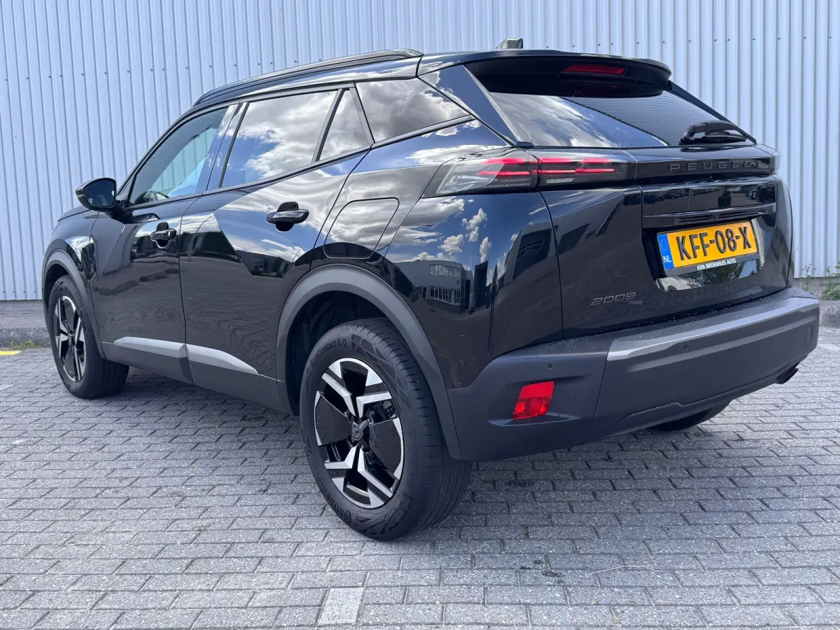 100PK Allure | Camera | Navigatie | Keyless Entery / Start | Cruise Control | DAB | Apple Carplay / Android Auto | | Bluetooth telefoonvoorbereiding | Bots waarschuwing systeem | Hemelbekled