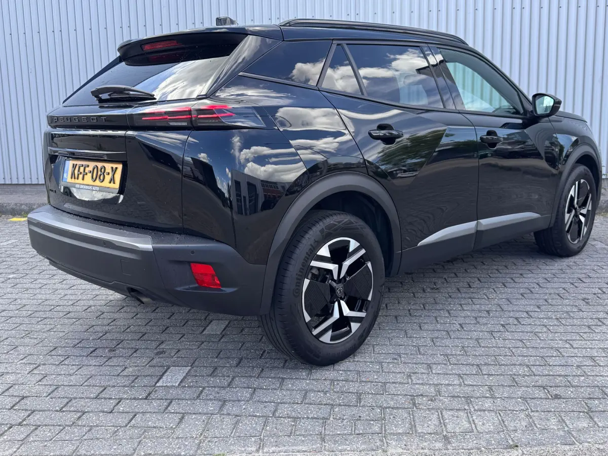 100PK Allure | Camera | Navigatie | Keyless Entery / Start | Cruise Control | DAB | Apple Carplay / Android Auto | | Bluetooth telefoonvoorbereiding | Bots waarschuwing systeem | Hemelbekled