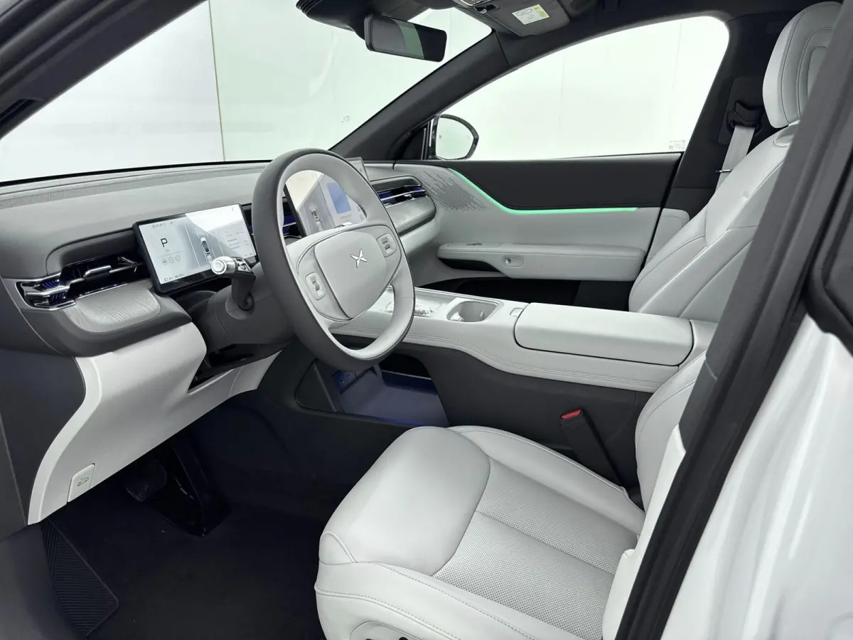 RWD Long Range 80.8 kWh Nieuw Model | Trekhaak | Apple carplay