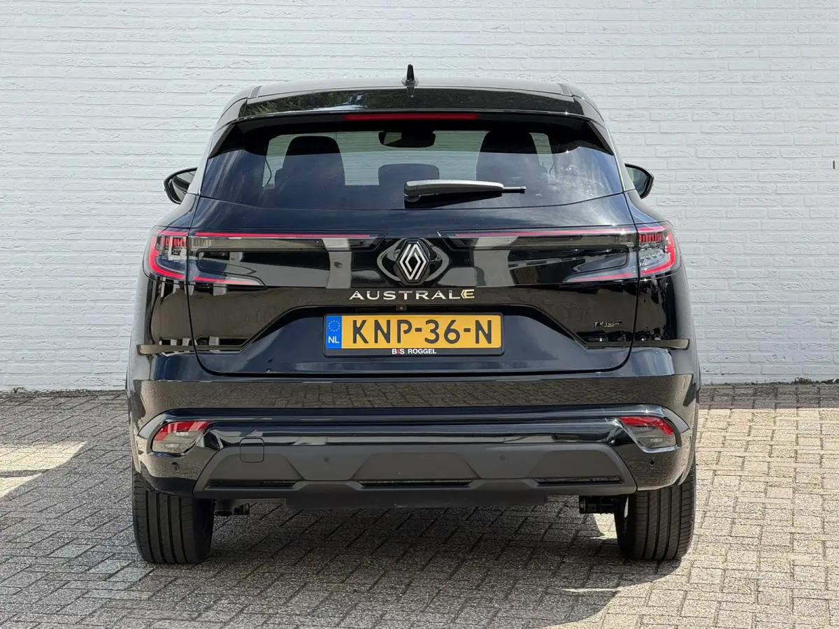 1.2 E-Tech full hybrid 200 Techno Digital Dash Camera+Pdc Stoel/stuur/voorruitverwarming Carplay Cllima