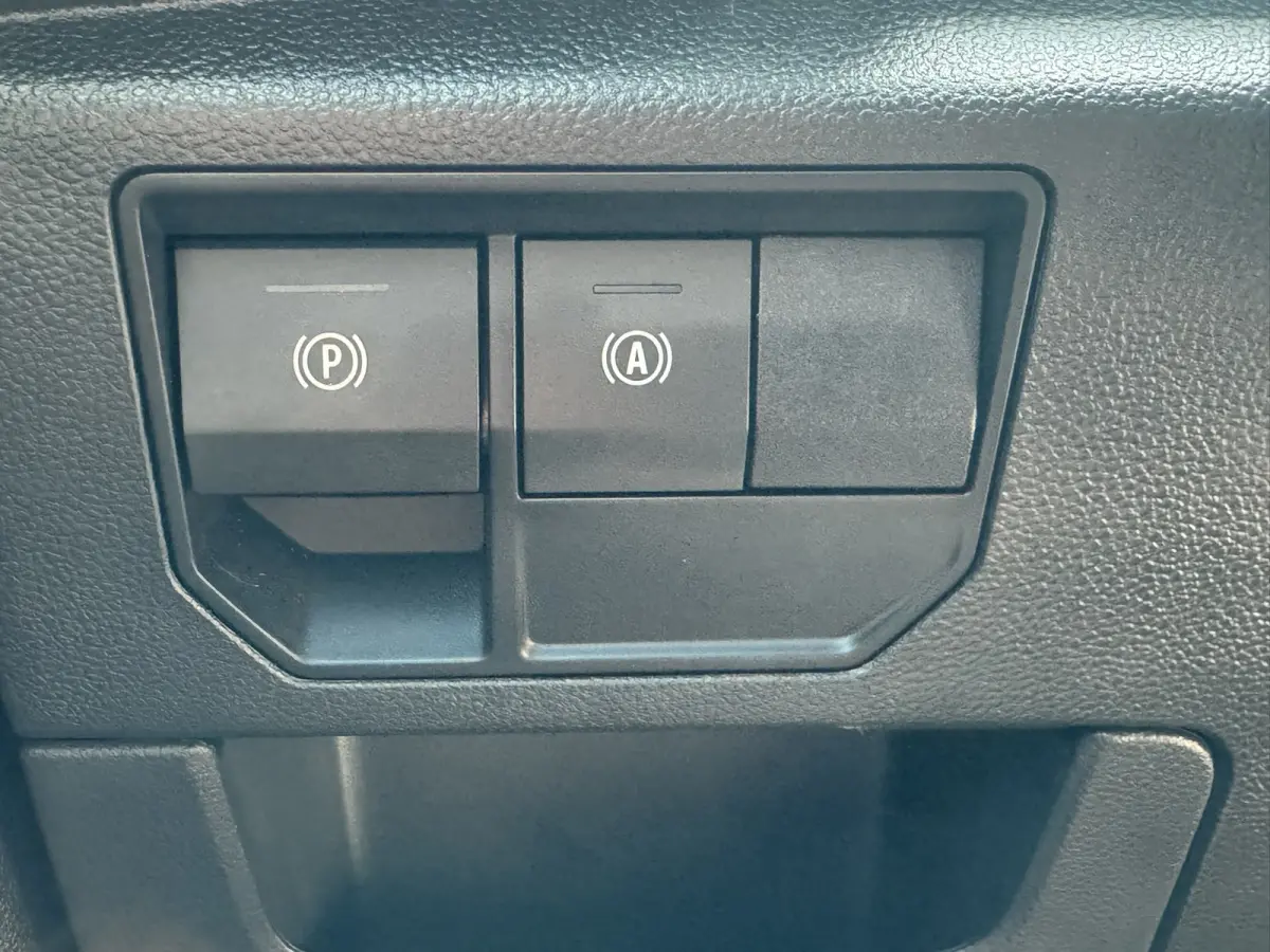1.2 E-Tech full hybrid 200 Techno Digital Dash Camera+Pdc Stoel/stuur/voorruitverwarming Carplay Cllima