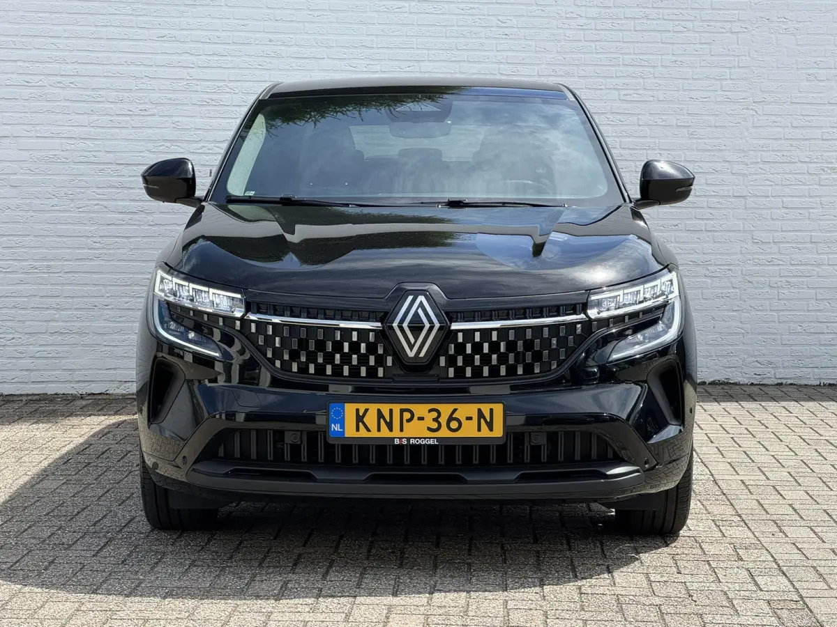 1.2 E-Tech full hybrid 200 Techno Digital Dash Camera+Pdc Stoel/stuur/voorruitverwarming Carplay Cllima