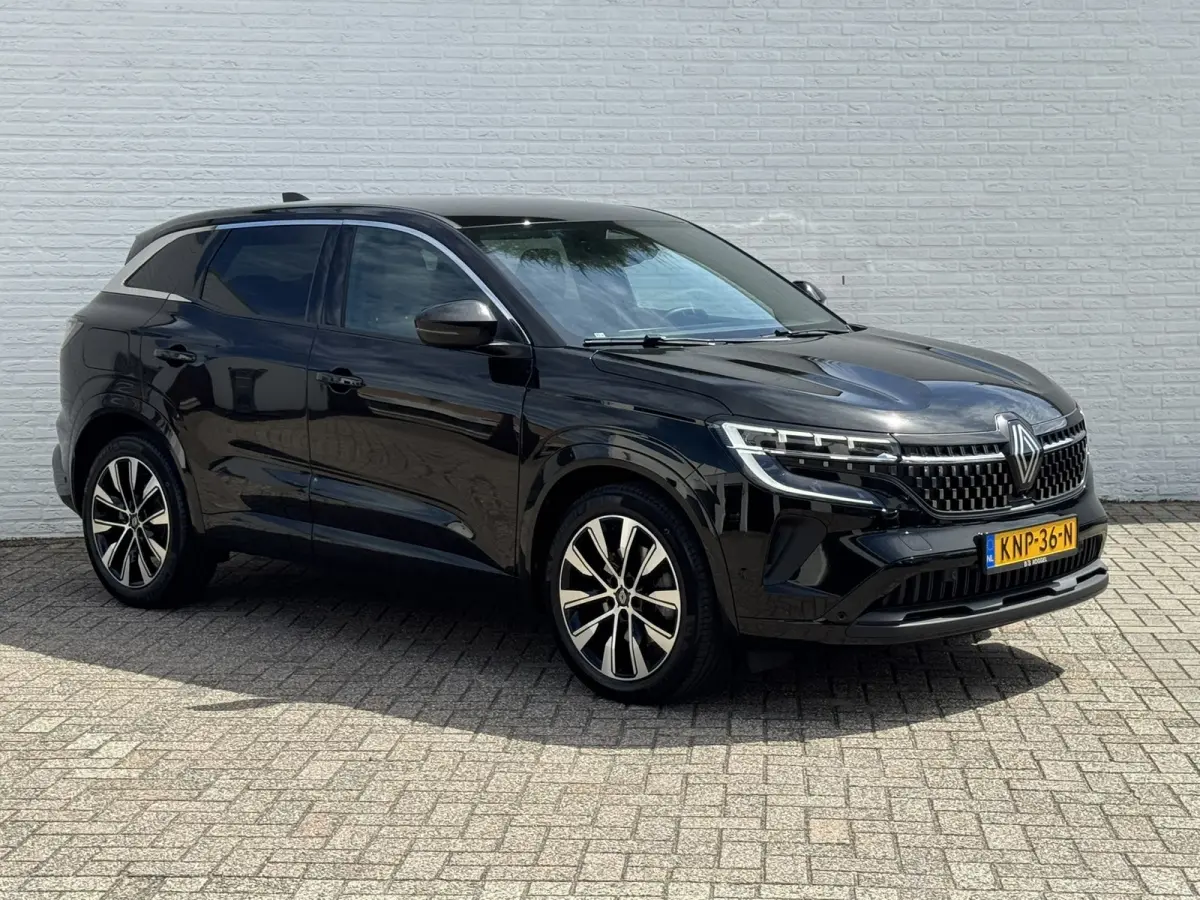 1.2 E-Tech full hybrid 200 Techno Digital Dash Camera+Pdc Stoel/stuur/voorruitverwarming Carplay Cllima