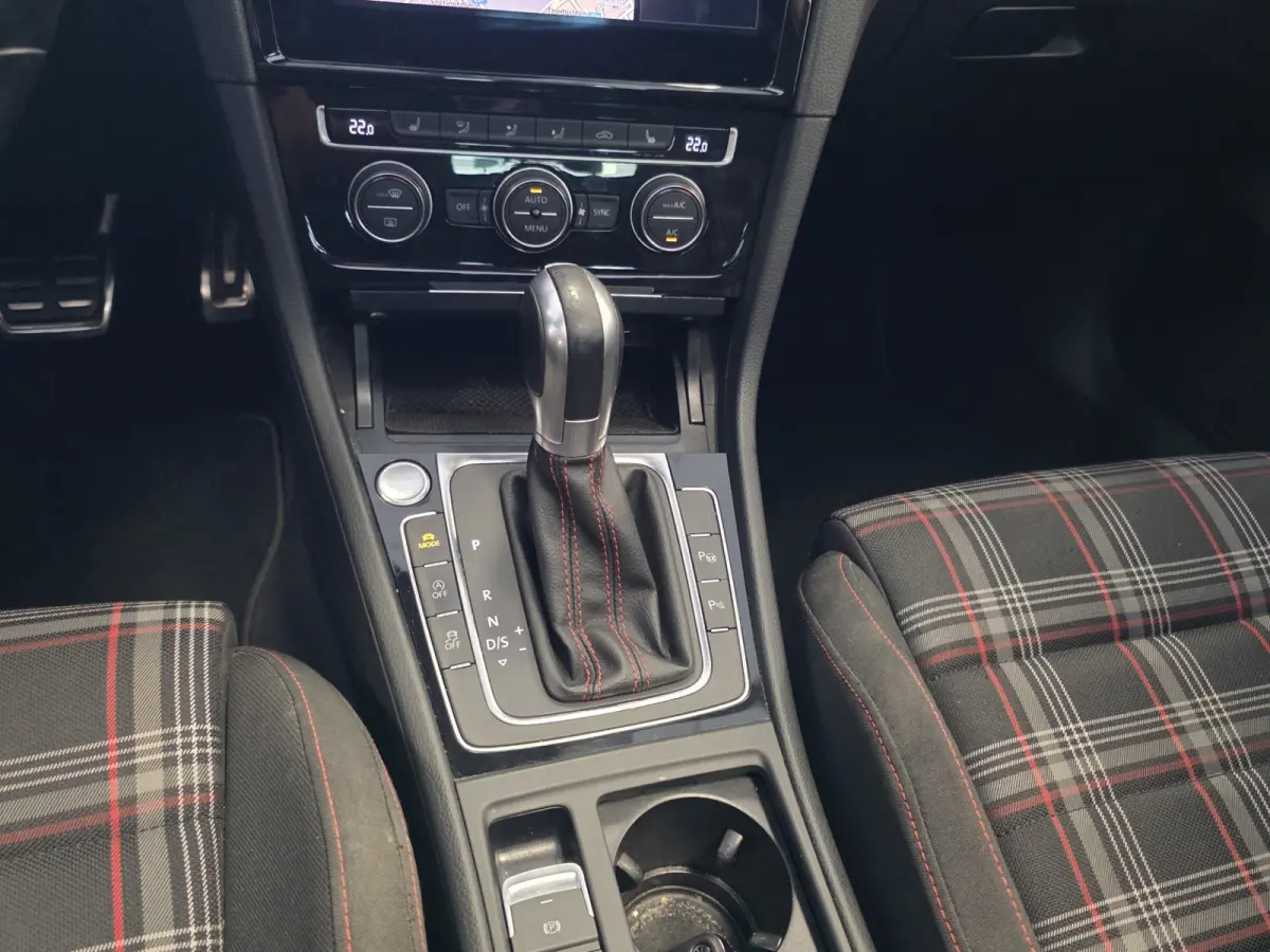 GTI Performance 2.0 TSI Automaat – Pano – Remus uitlaat – Zeer compleet –