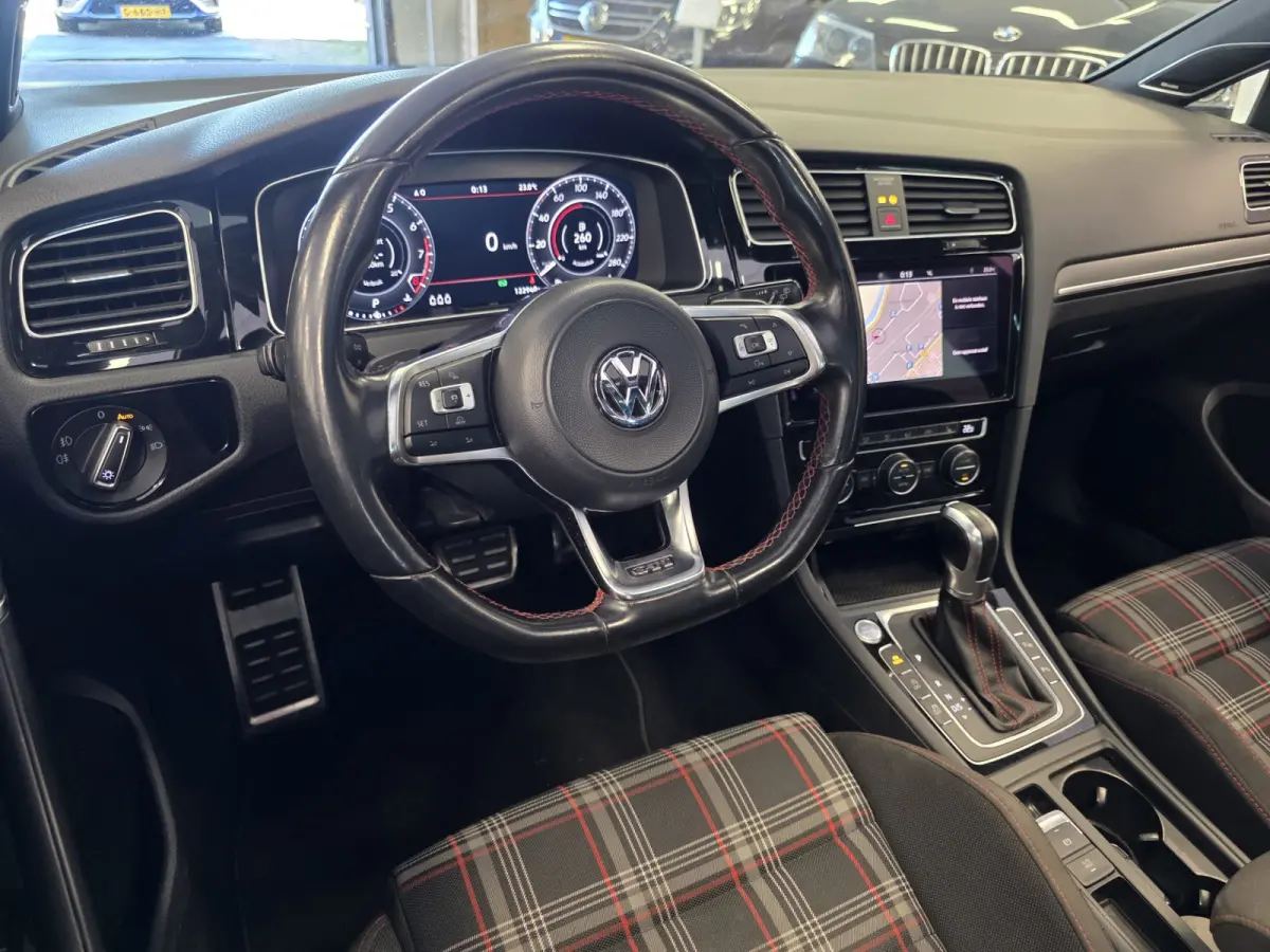 GTI Performance 2.0 TSI Automaat – Pano – Remus uitlaat – Zeer compleet –