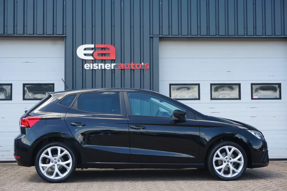 1.0 TSI DSG Style Intense 115 PK | CAMERA | BEATS |STOELVERW. | CARPLAY / NAVI | CLIMATE |