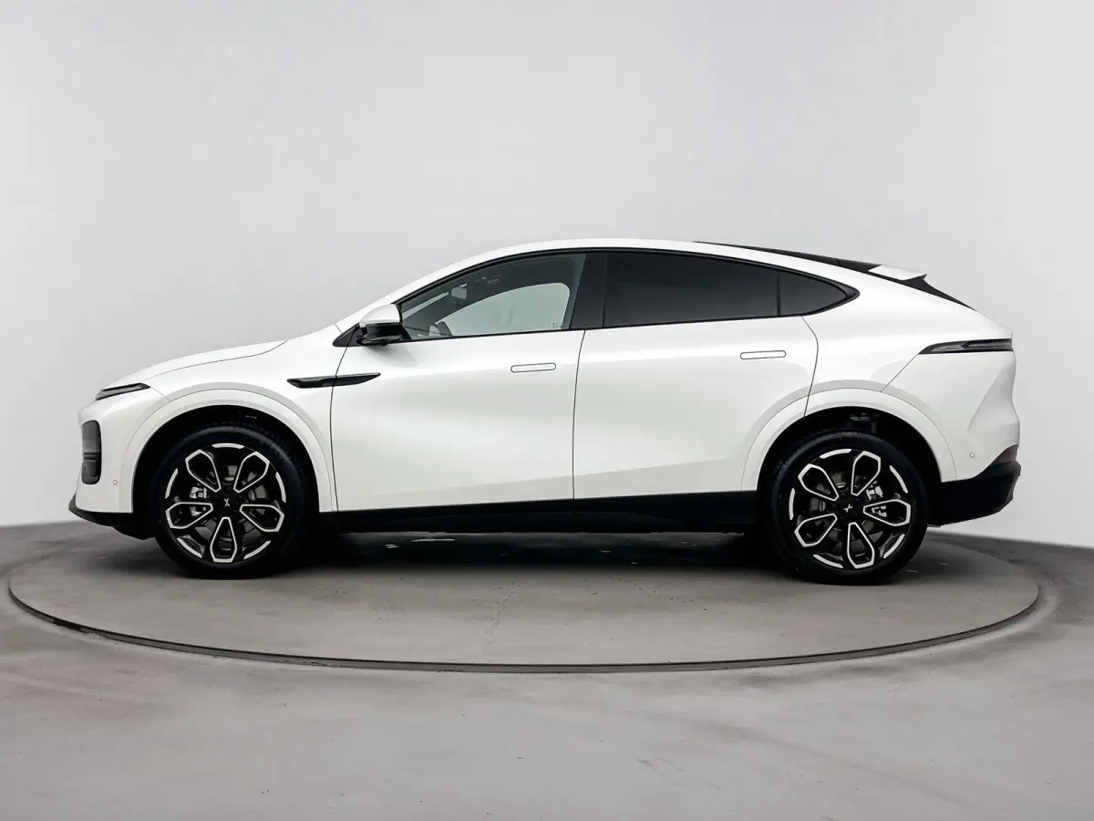 RWD Long Range 80.8 kWh Nieuw Model | Trekhaak | Apple Carplay