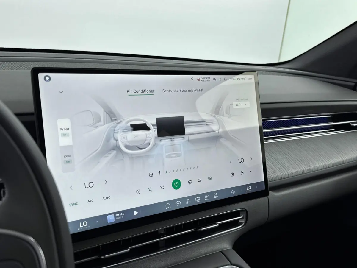 RWD Long Range 80.8 kWh Nieuw Model | Trekhaak | Apple Carplay