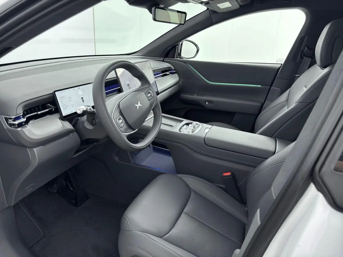 RWD Long Range 80.8 kWh Nieuw Model | Trekhaak | Apple Carplay