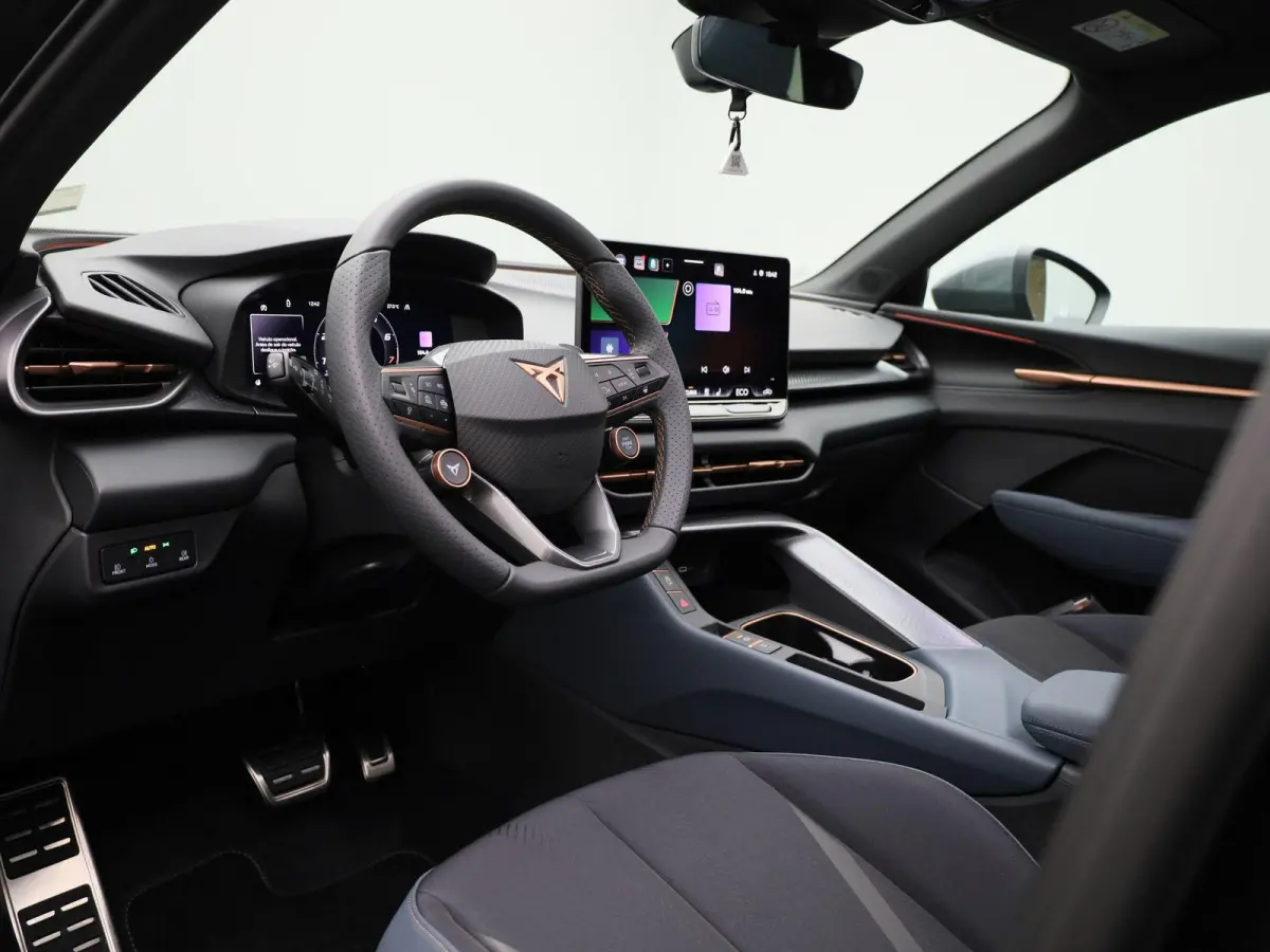 1.5 TSI e-Hybrid Business | PANORAMADAK | TREKHAAK | CAMERA | STOEL-STUURWIELVERWARMING | APPLE CARPLAY-ANDRIOD AUTO
