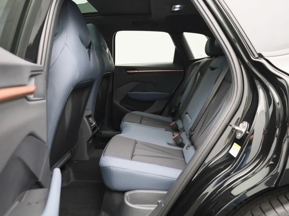 1.5 TSI e-Hybrid Business | PANORAMADAK | TREKHAAK | CAMERA | STOEL-STUURWIELVERWARMING | APPLE CARPLAY-ANDRIOD AUTO