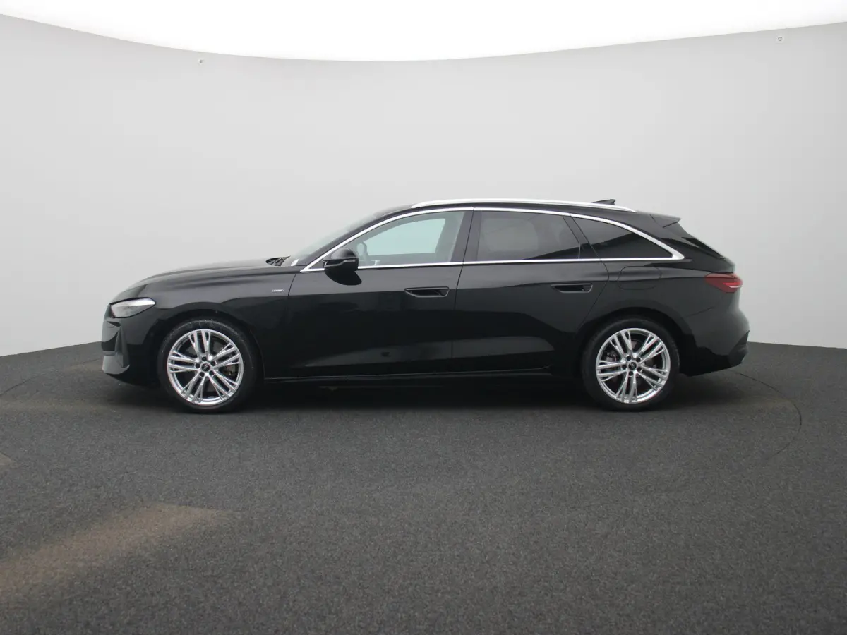Avant 2.0 quattro S edition | Adaptive cruise control | Climate control | Achteruitrijcamera | Elekt. verstelbare voorstoelen | Stoelverarming | Smartphone interface | Privacy glas | Trekhaa