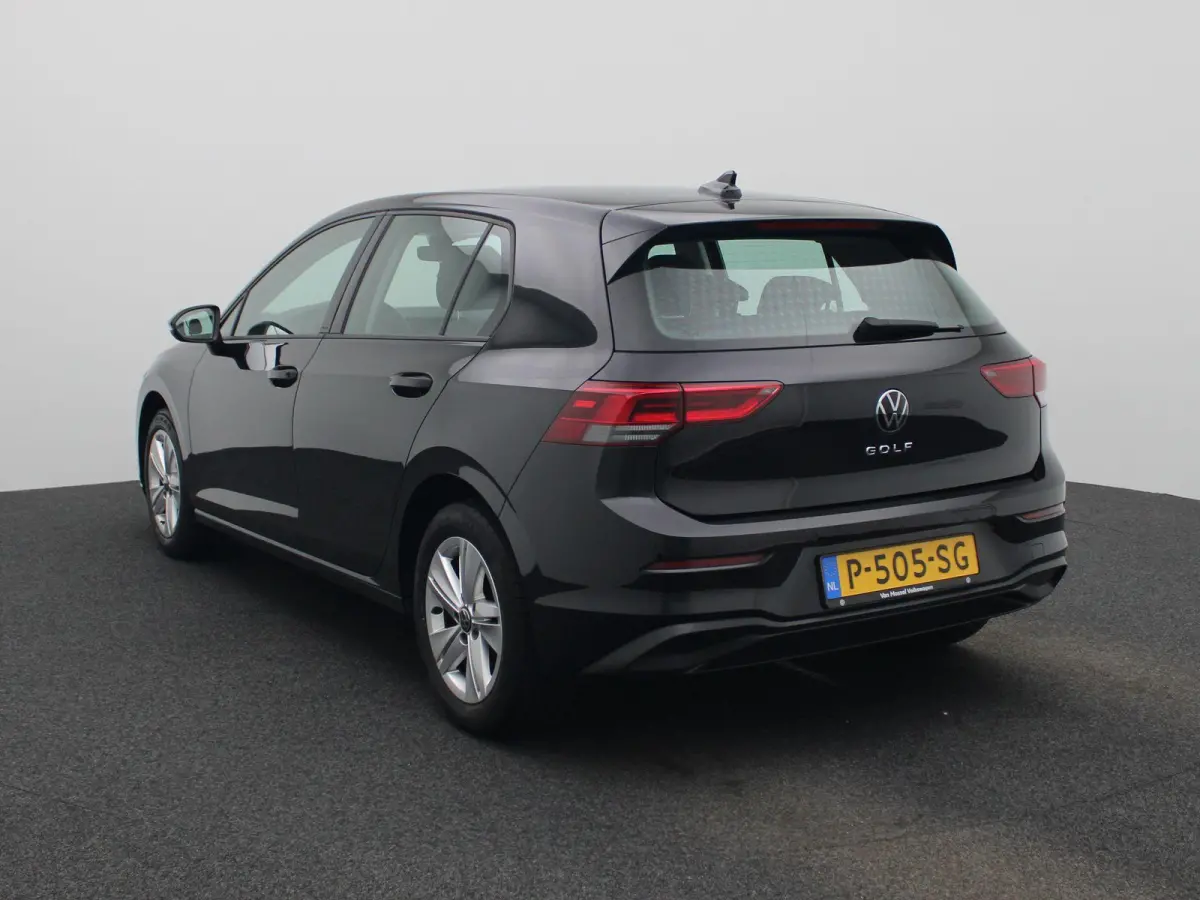 1.0 TSI Life | Apple Carplay / Android Auto | Sfeerverlichting | Parkeersensoren | Lichtmetalen Velgen |