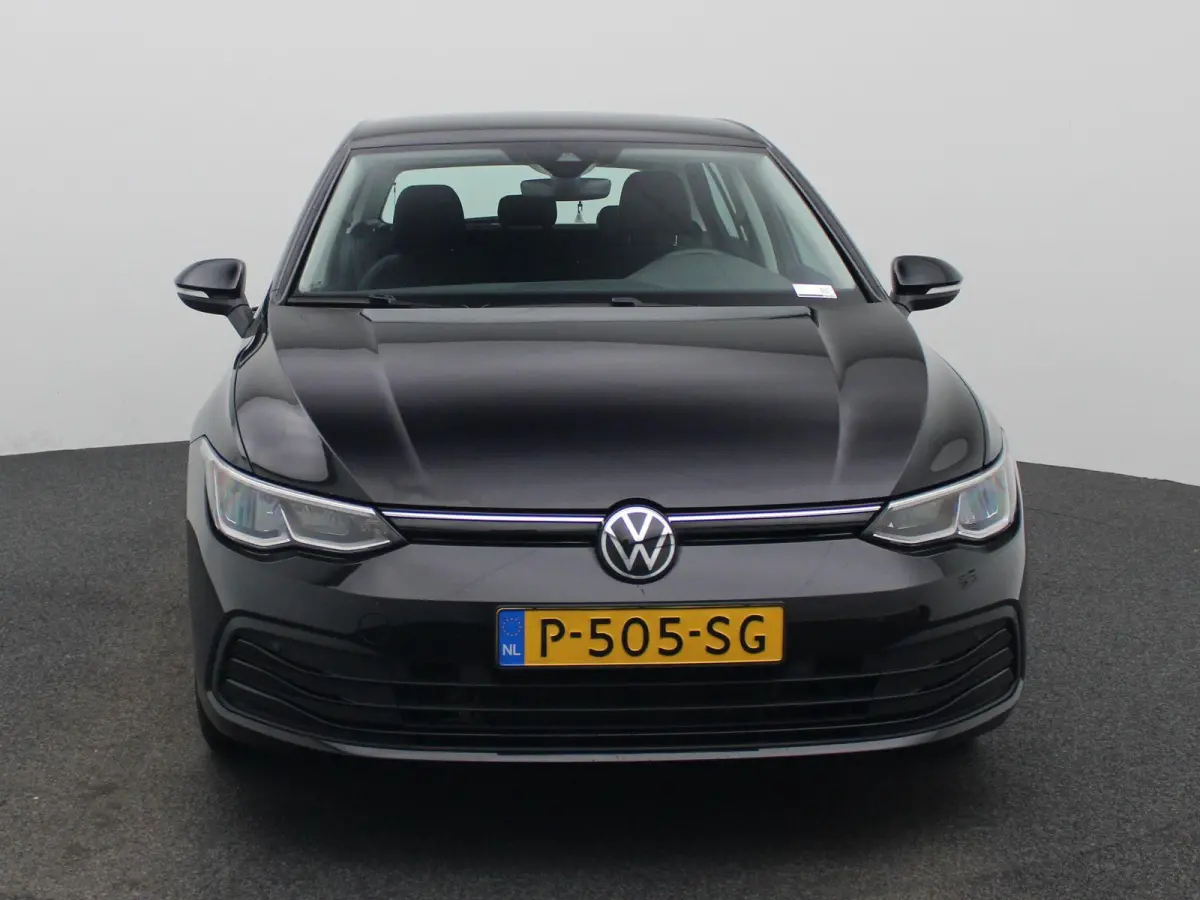 1.0 TSI Life | Apple Carplay / Android Auto | Sfeerverlichting | Parkeersensoren | Lichtmetalen Velgen |