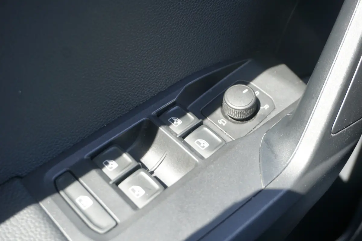 1.0 TSI Style Facelift | CARPLAY | CLIMATE |