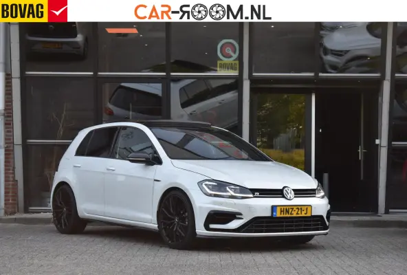 2.0 TSI 4Motion R Pano Akra Camera Dynaudio