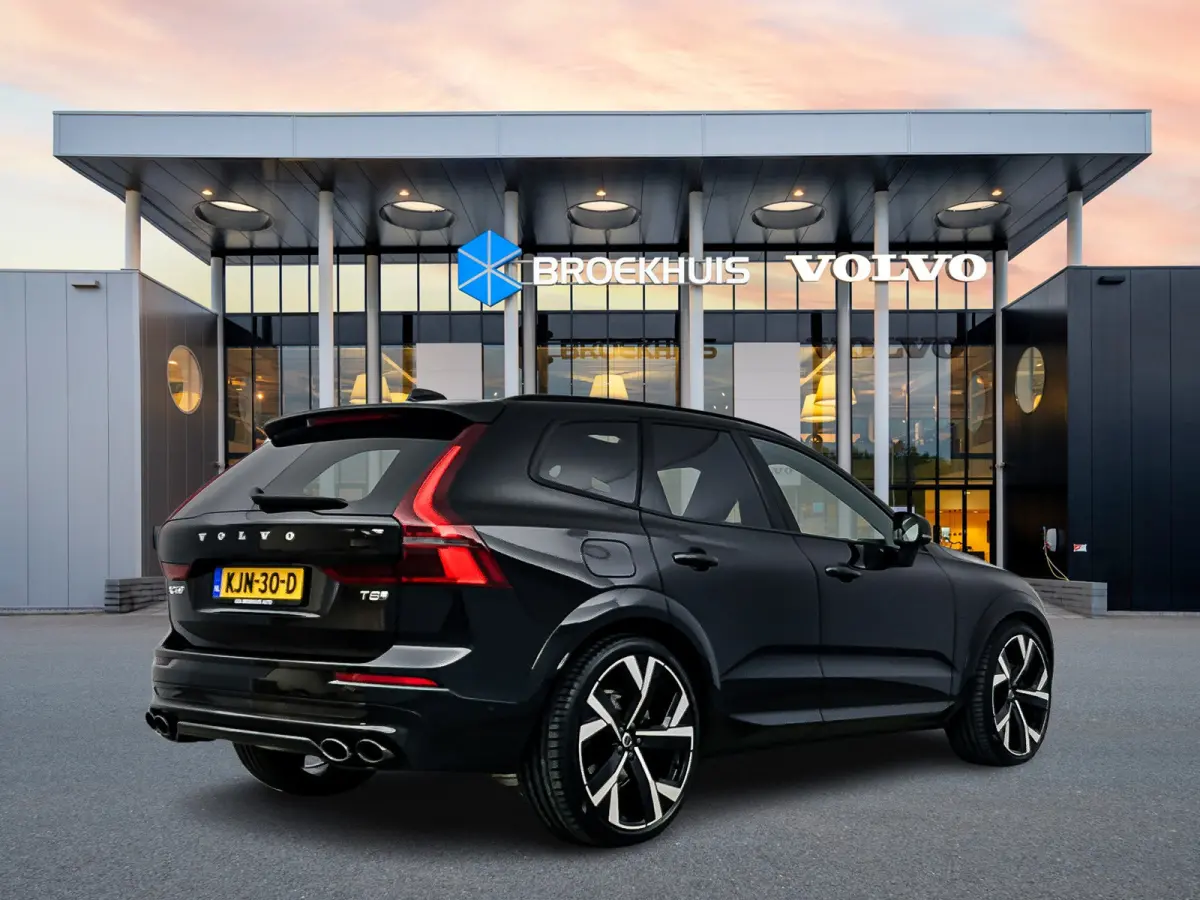 T8 Plug-in hybrid AWD Ultra Dark Exec. Ed. | 22" | Heico Diffusor | Getint & Gelamineerd Glas | Alarmklasse 3 | Black Edition Interieur | Luchtvering | Bowers & Wilkins | Geventileerd Nappa 