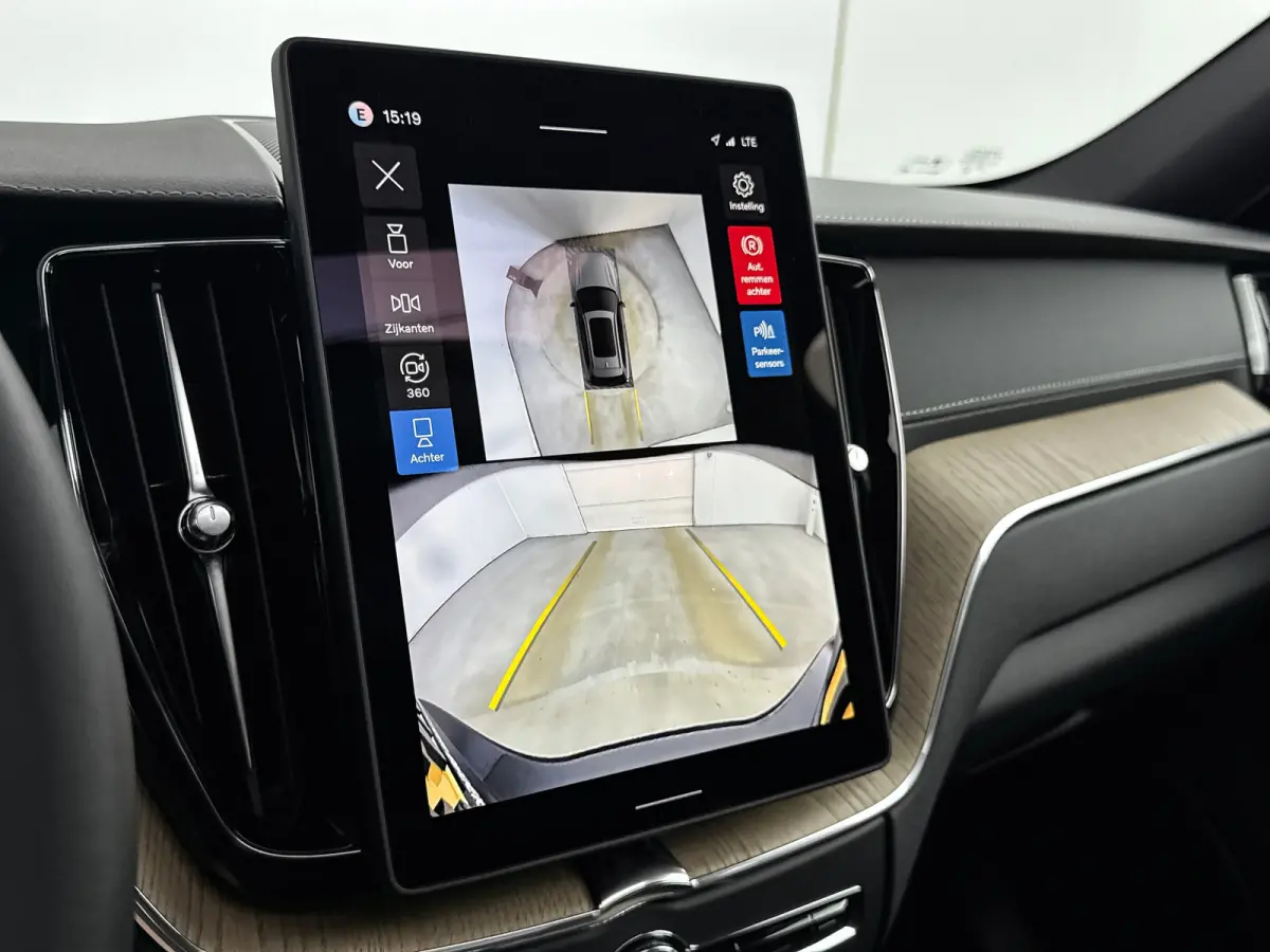 T8 Plug-in hybrid AWD Ultra Dark Exec. Ed. | 22" | Heico Diffusor | Getint & Gelamineerd Glas | Alarmklasse 3 | Black Edition Interieur | Luchtvering | Bowers & Wilkins | Geventileerd Nappa 