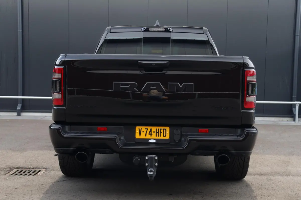 1500 4X4 5.7 V8 4x4 Crew Cab Limited Pano HUD Leder 1e Eig Trekhaak Camera
