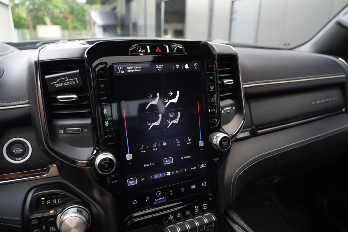 1500 4X4 5.7 V8 4x4 Crew Cab Limited Pano HUD Leder 1e Eig Trekhaak Camera