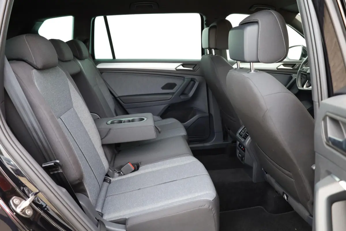 1.5 TSI 150pk DSG Style Business Intense | Trekhaak Wegklapbaar | Adaptive Cruise | Climate Control | DAB+
