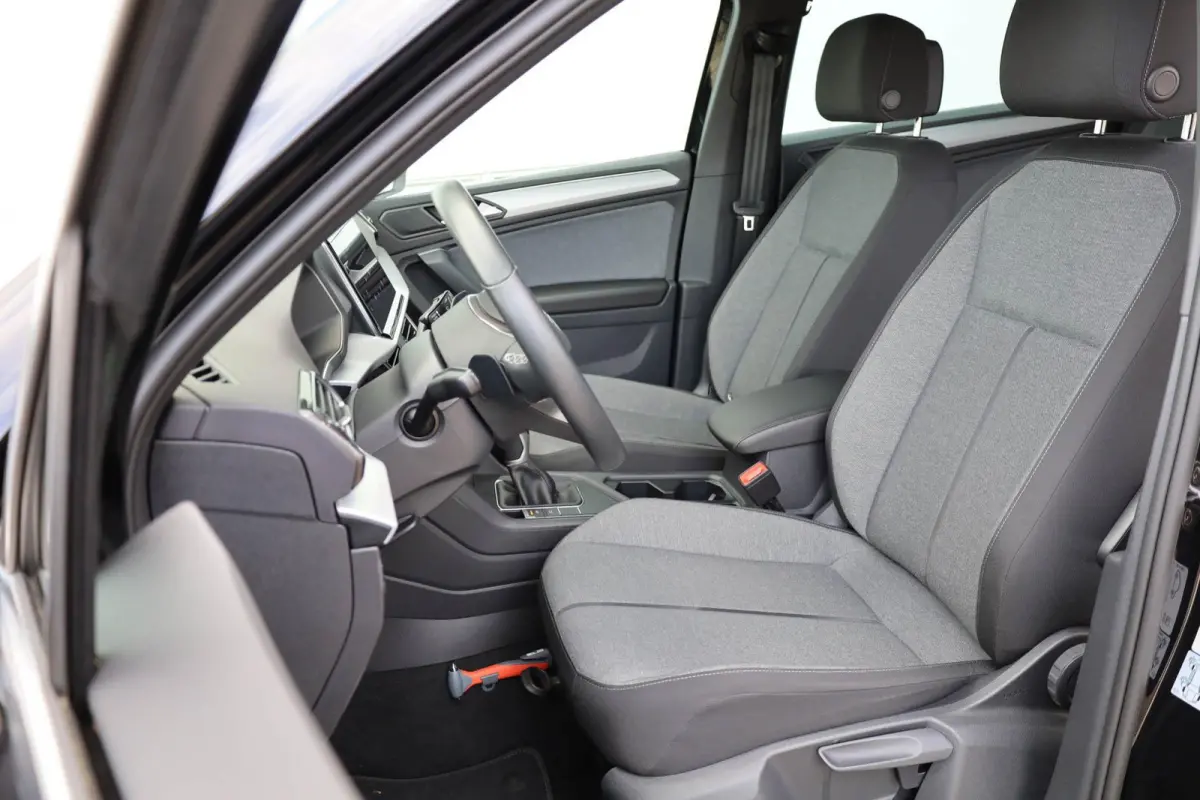1.5 TSI 150pk DSG Style Business Intense | Trekhaak Wegklapbaar | Adaptive Cruise | Climate Control | DAB+