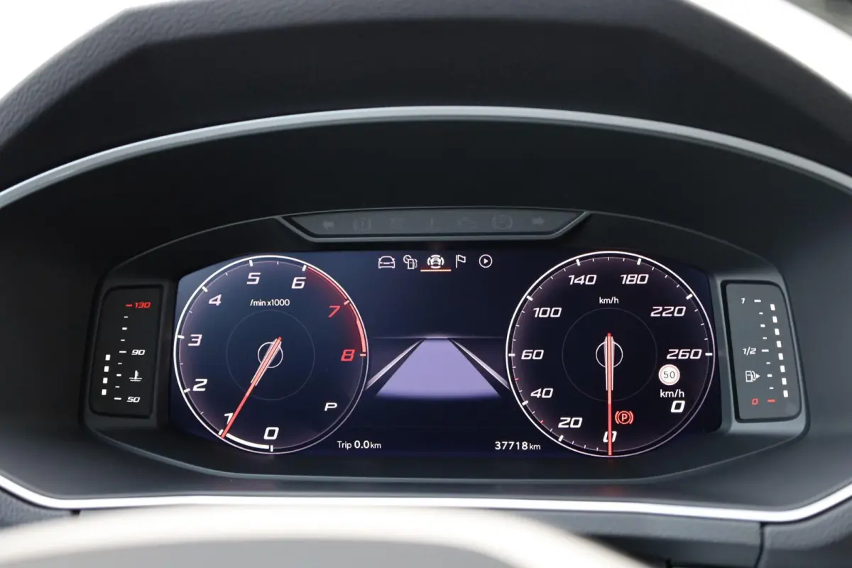 1.5 TSI 150pk DSG Style Business Intense | Trekhaak Wegklapbaar | Adaptive Cruise | Climate Control | DAB+